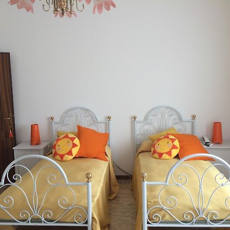B&B Soleluna Massa Fiscaglia Екстер'єр фото