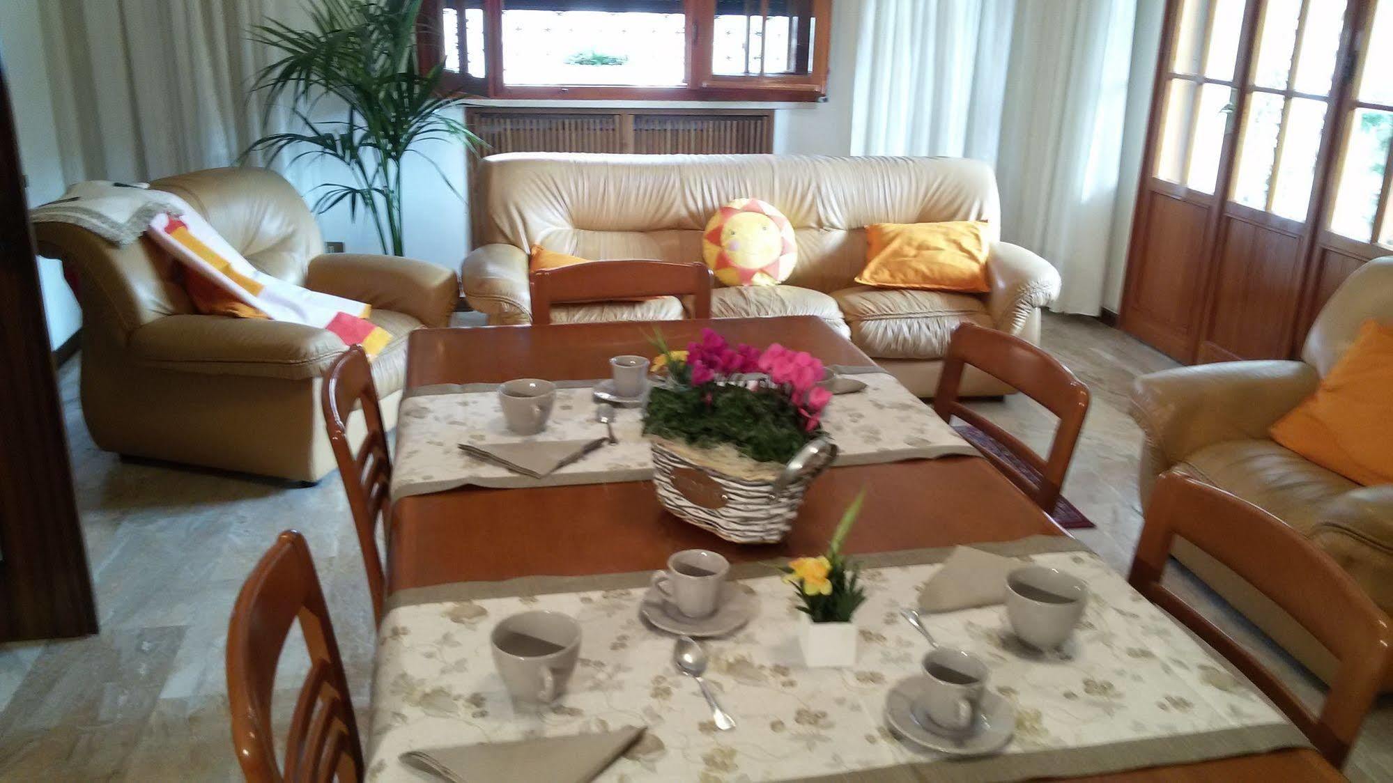 B&B Soleluna Massa Fiscaglia Екстер'єр фото